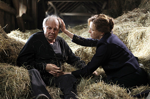 Klaus Maria Brandauer und Maria Gedeck in "DIE AUSLÖSCHUNG" - ein Film von Nikolaus Leytner