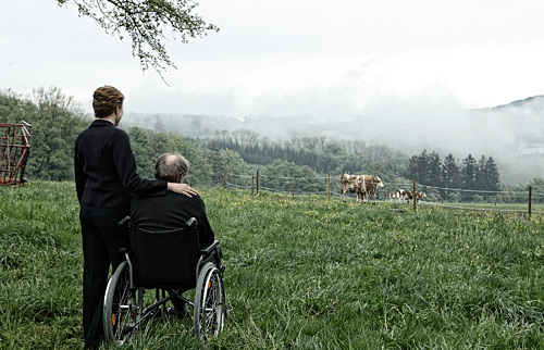 Martina Gedeck und Klaus Maria Brandauer in "DIE AUSLÖSCHUNG" - Regie: Nikolaus Leytner