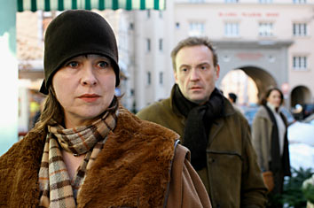 Franziska Walser und Josef Hader in "EIN HALBES LEBEN" - Regie: Nikolaus Leytner