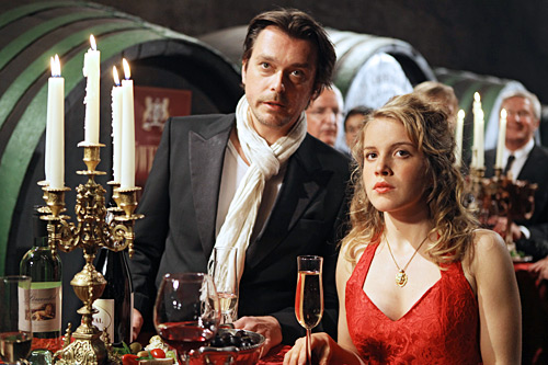 Hary Prinz und Paula Kalenberg in "LÖWENSTEIN" - ein Film von Xaver Schwarzenberger
