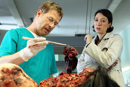 Andreas Lust und Ursula Strauss in "SCHNELL ERMITTELT" - Staffel 2011 - Regie: Andreas Kopriva